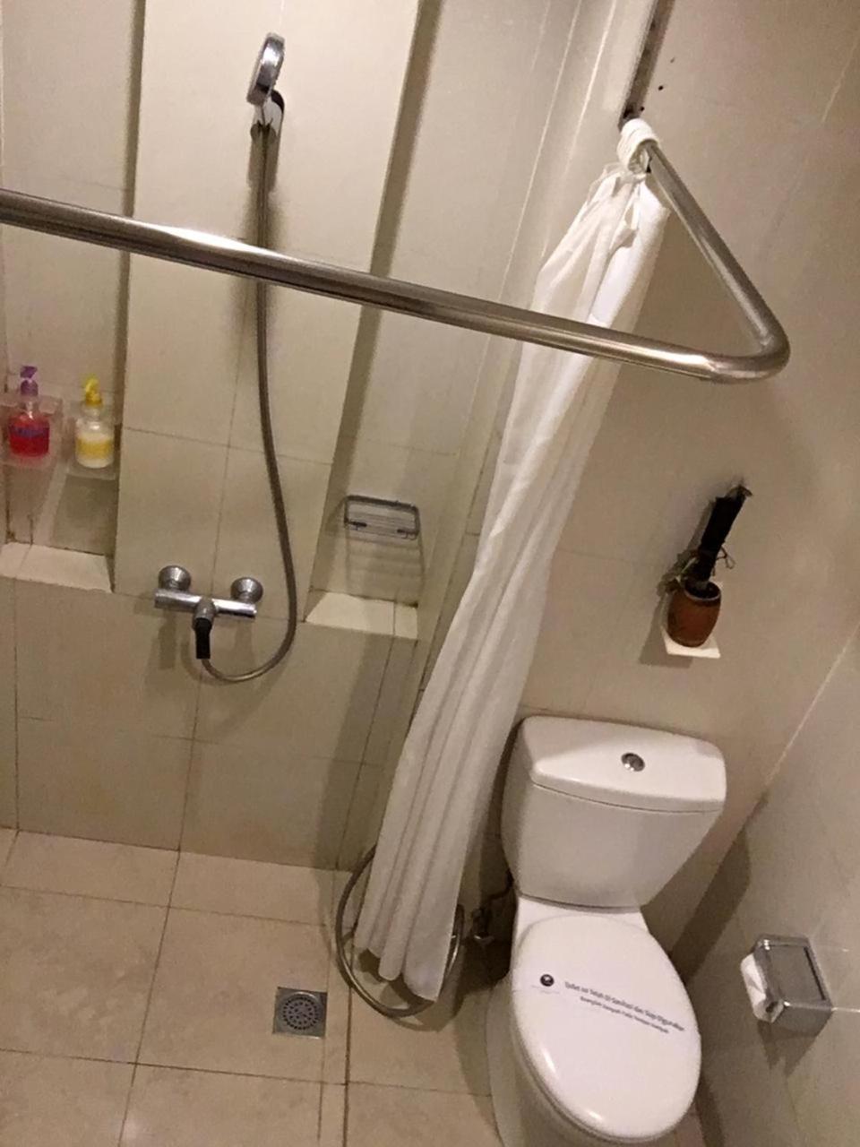 Hotel Wisata Niaga Пурвокерто Екстериор снимка
