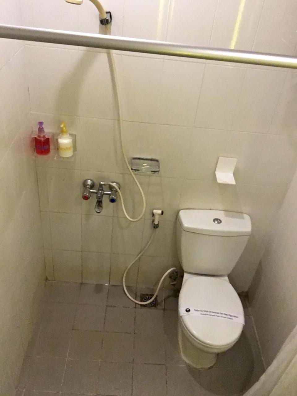 Hotel Wisata Niaga Пурвокерто Екстериор снимка
